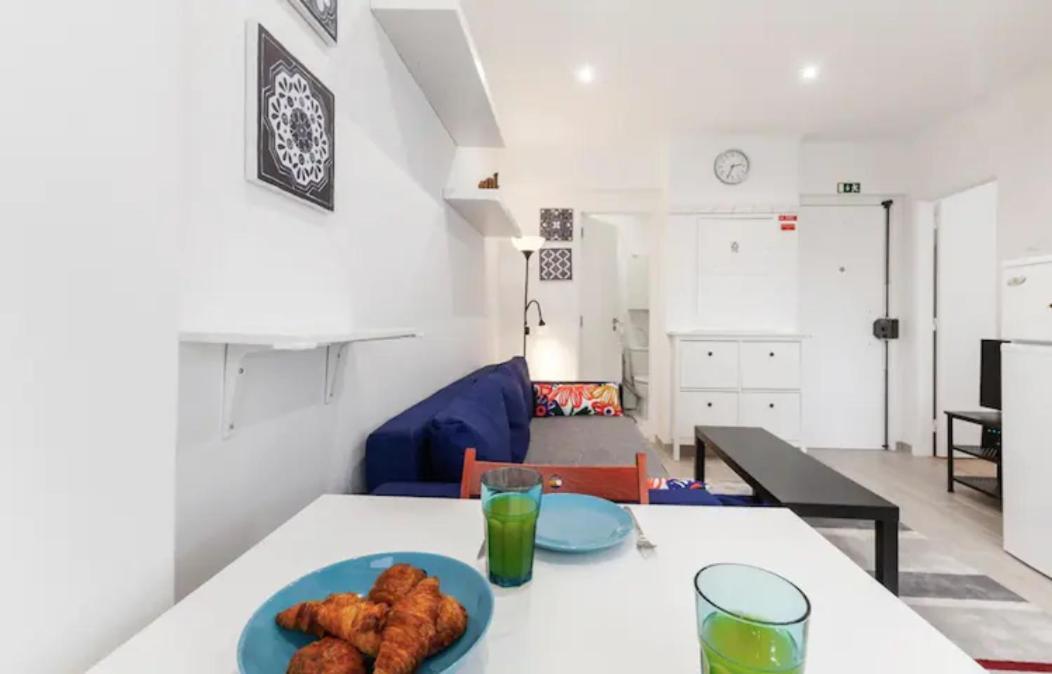 Beautiful 1 Bedroom Apartment Near Benfica Lisbon Exterior photo
